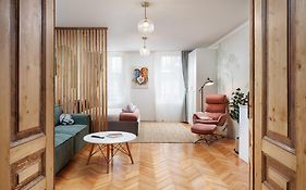 Lunga 16 Guesthouse 2